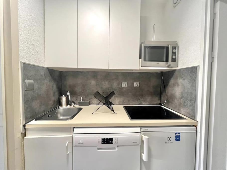 Appartement Port De Hyeres 4 Personnes Eksteriør bilde