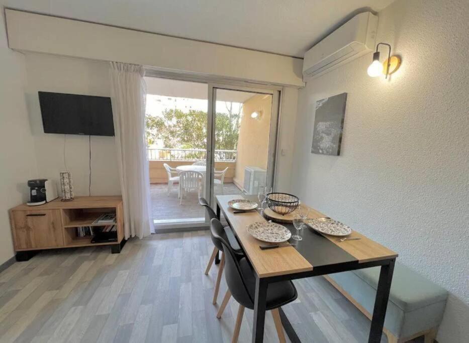 Appartement Port De Hyeres 4 Personnes Eksteriør bilde